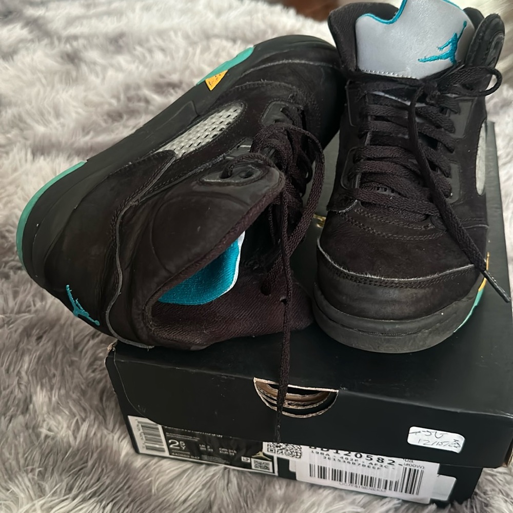 🔥 JORDAN 5 RETRO PRE SCHOOL BLACK AQUATONE-TAXI 🔥
